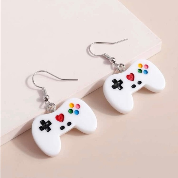 LAST ONE Gamer Girl Full Rave Outfit - Picture 4 of 9